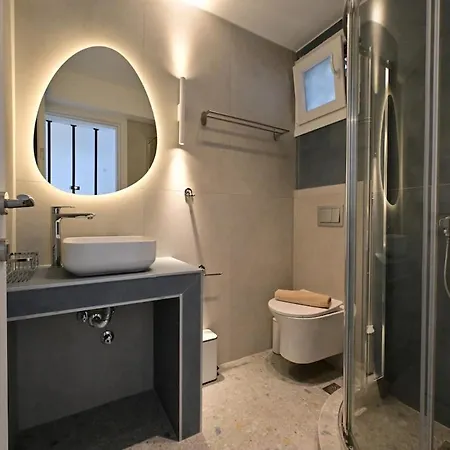 Holiday home Aslia - Stylish By The Sea In *