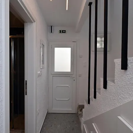 Holiday home Aslia - Stylish By The Sea In Polychrono