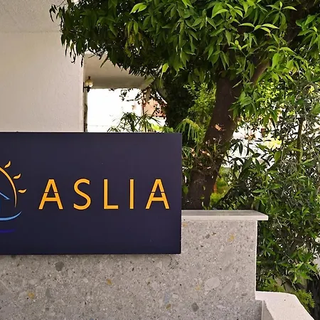 Holiday home Aslia - Stylish By The Sea In Polychrono